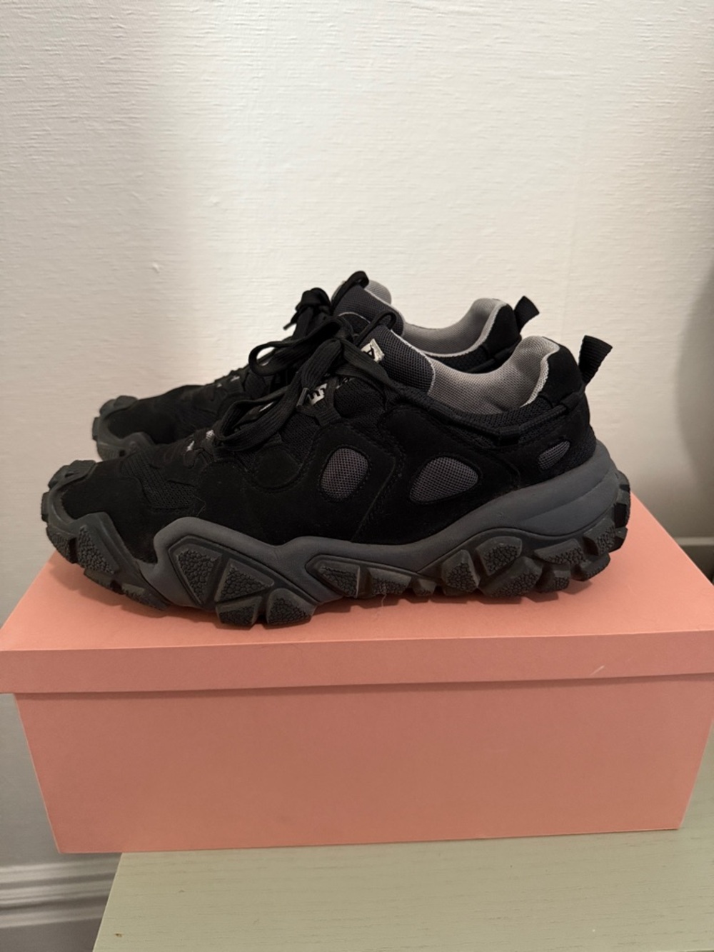 Acne Studios Bolzter Sneaker - Picture 2 of 8